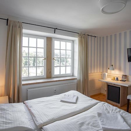 Penzion Statek Bernard Královské Poříčí Habitación foto